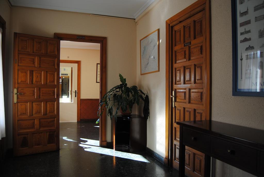 Hostal El Mirador La Lastrilla Eksteriør billede